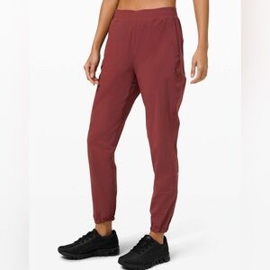 Lululemon Women’s Adapted State High-Rise Jogger *28" Savannah Red Size 8